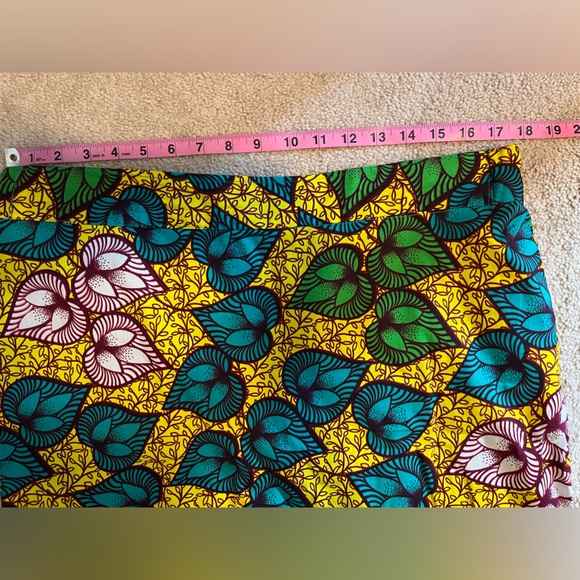 Women’s African Maxi Skirt Colorful Floral Pleated Back - Picture 10 of 11